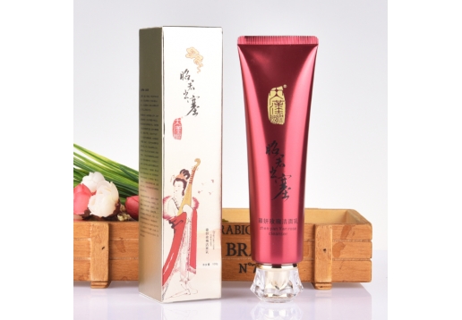 *艾格金妍 臻妍玫瑰洁面乳100g