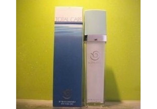 爱可嘉 欢沁洋甘菊花水120ml（喷雾）