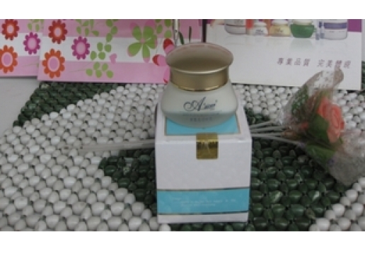 安诗尔 绚丽底霜30ml