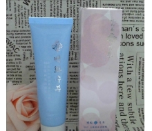 百花秀肤 360立体补水洁面乳100G