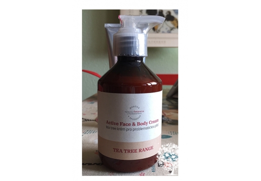 菠丹妮 乳木果油润肤乳霜190g