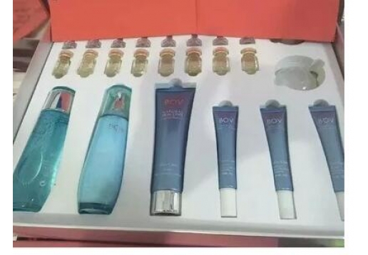 泊V 水活灵动补水套装