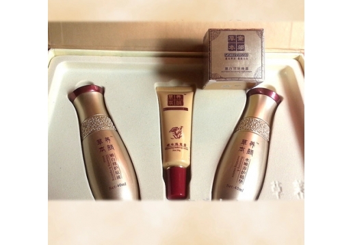 草本养颜 淡化黄黑—嫩白修护组合3件套（新款）