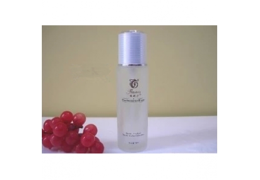 德莉莎 美白活肤精华80ml(喷雾型)