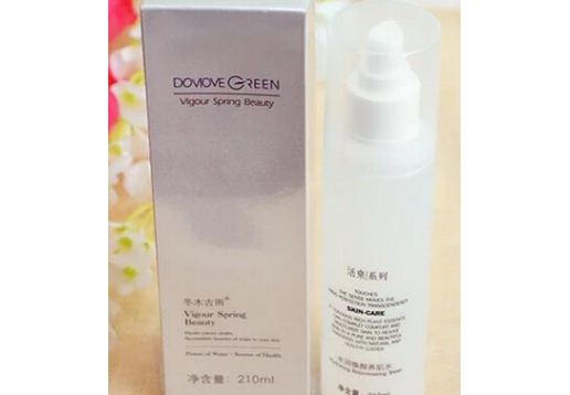冬木古雨 水润焕颜养肌水 210ml