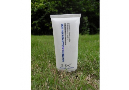 ESC 高透氧角质霜60ml