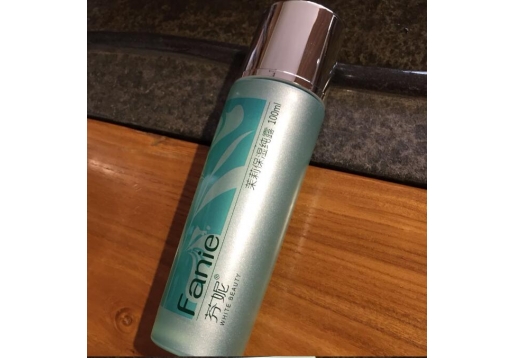 芬妮 茉莉保湿纯露100ml 