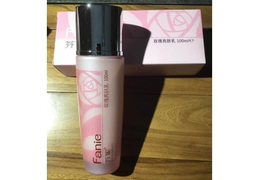 芬妮 玫瑰亮肤乳100ml