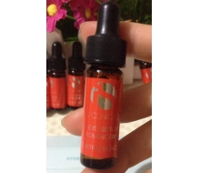  Is clinical 维他命C眼部修护精华3.75ml