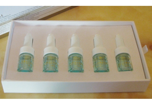  金粉丽炫 色素淡化熊果苷原液6ml*5支