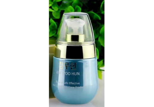 金雨轩 亮采臻白粉嫩乳30ml    更名：亮采雪颜粉嫩乳30ml