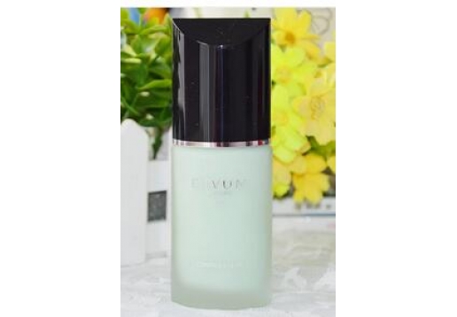 美伊娜多 缔凡盈彩修容液(绿色)30ml