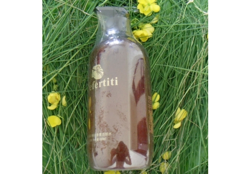 涅菲尔蒂 花青素活肤水500ml