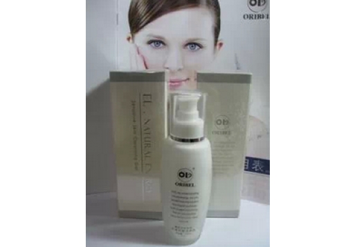 欧恪米兰 舒缓柔敏洁颜乳100ml