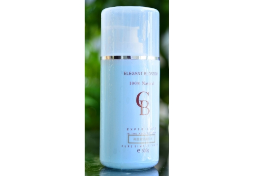 仟佰俪 清透滋润柔肤水500ml