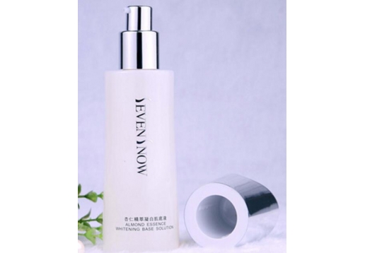 七分雪 杏仁精萃凝白焕肤乳100ml