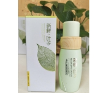 山口润美 叶绿素安敏舒缓亮颜精华液45ml