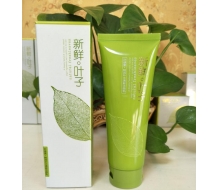 山口润美 叶绿素鲜润补水清新洁面乳120g正品