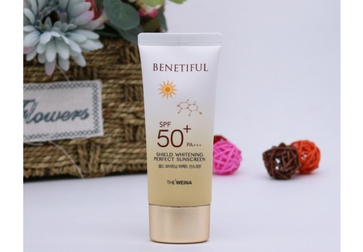 维娜 无瑕美白倍护防晒霜SPF50+