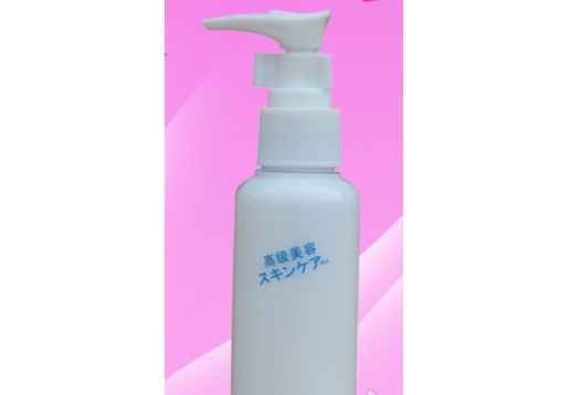 现代个人化妆品 高级美容洗面奶100ml