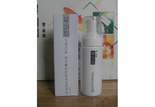 雪美姬 茶盐光感美白嫩肤洁面泡沫150ml