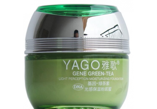 雅歌 基因绿茶素光感保湿粉底蜜50g